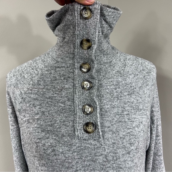 Saturday Sunday by anthropologie long sleeve soft knit burron up turtle neck - Picture 9 of 11